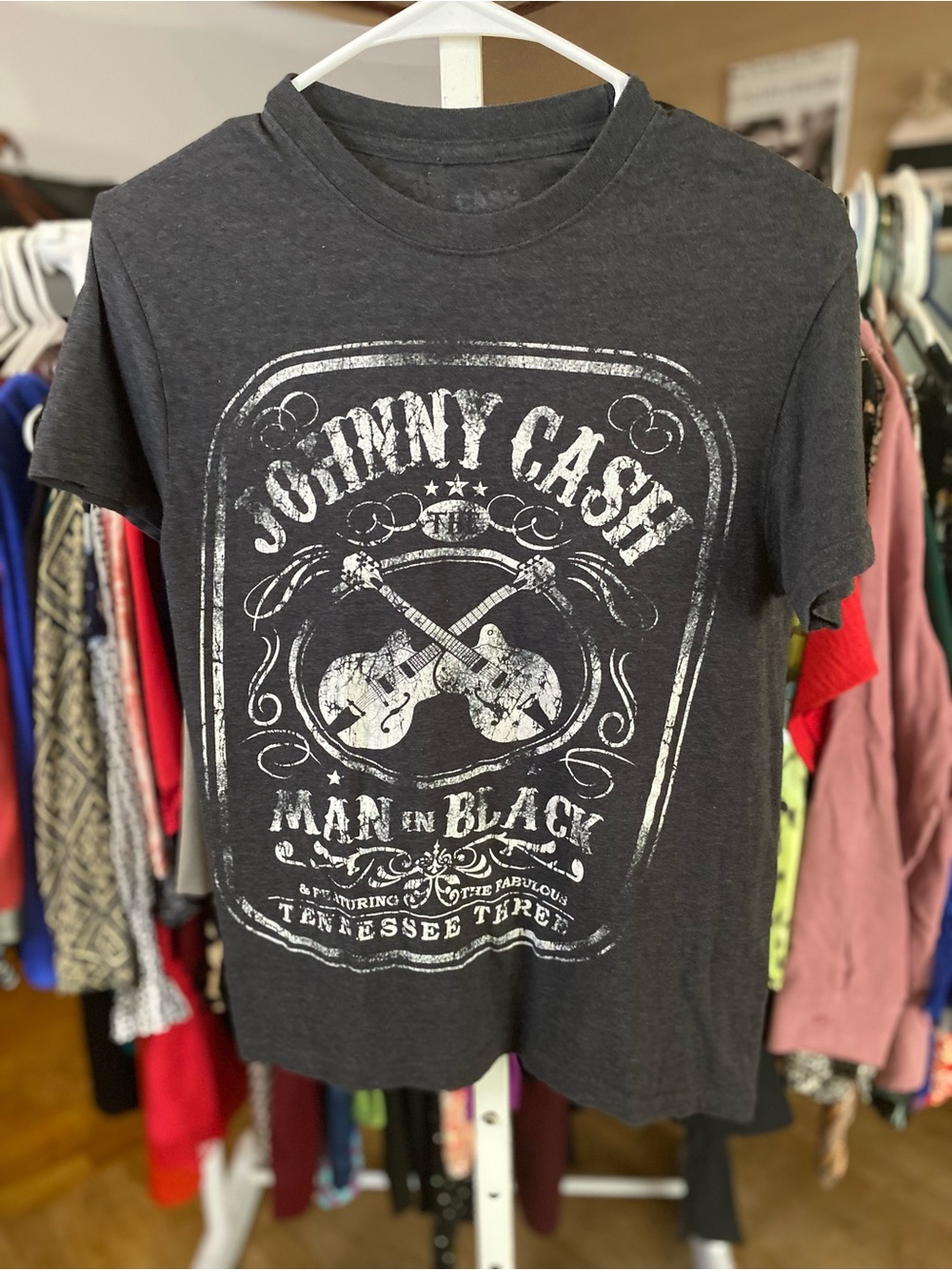 Johnny Cash 'Man in Black' Graphic Tee - Black